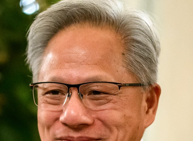 Fotografia: Jensen Huang demana a la indústria alemanya que adopti la IA: «Els electrons mai no substituiran els àtoms»